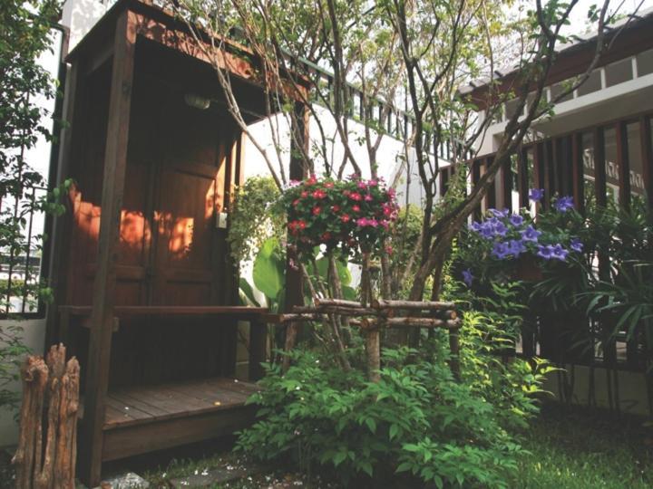 Baan Pra Nond Bed & Breakfast Bangkok Eksteriør bilde